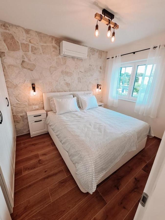 Stone House Jezera Apartment Exterior foto