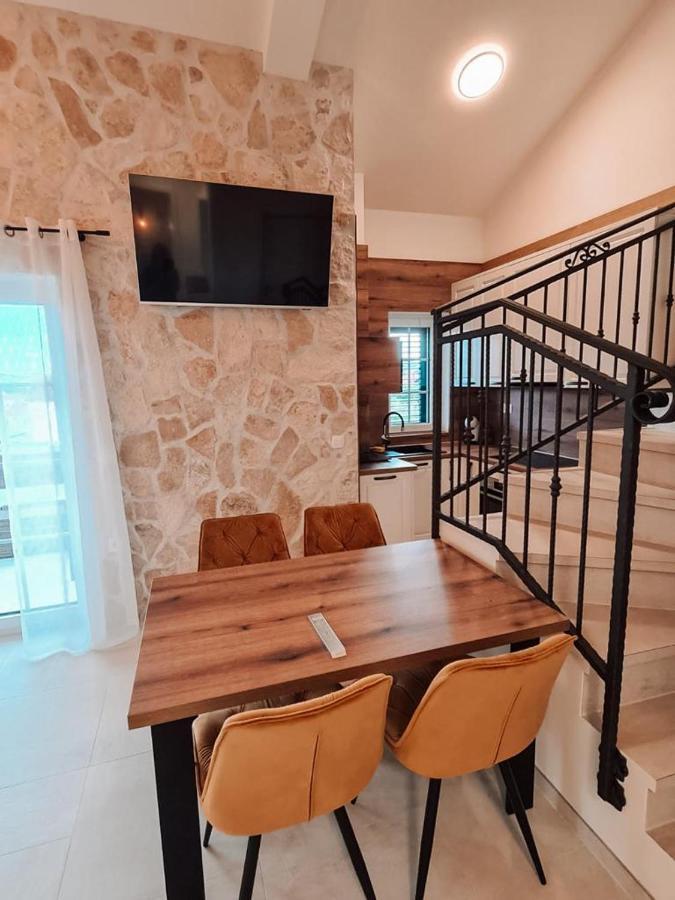 Stone House Jezera Apartment Exterior foto